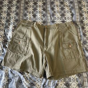 Cabela's Olive Green Men's Cargo Shorts